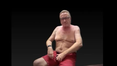 Snapshot of roberttherabbit chatting on December 18, 2025, 3:40 pm RobertTheRabbit online show from December 18, 2025, 3:40 pm