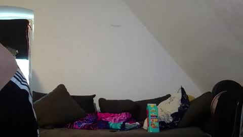 Zenek online show from March 3, 2026, 8:31 am