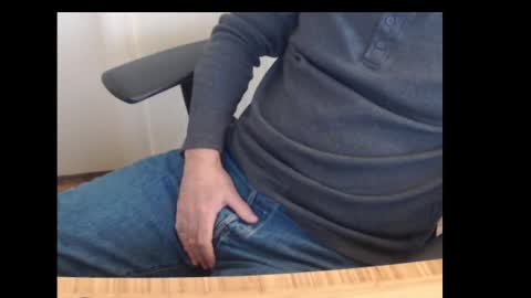 robidan6923 online show from January 30, 2025, 5:28 pm