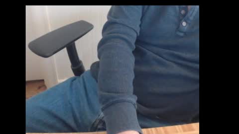 robidan6923 online show from March 7, 2025, 4:33 pm