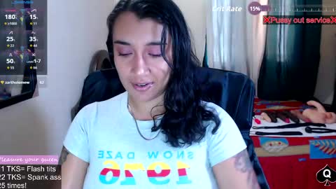 Snapshot of robin_h00t chatting on May 21, 2026, 6:04 pm Ivanna and Robin online show from May 21, 2026, 6:04 pm