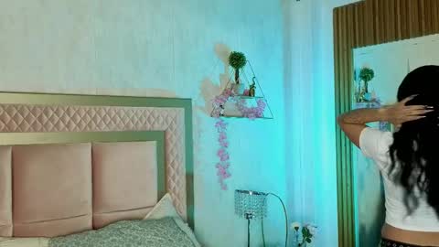 robin D online show from February 5, 2026, 12:21 pm