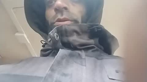 R online show from March 6, 2026, 5:20 pm