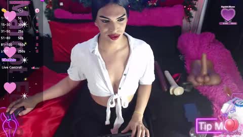 Margot Ferrer online show from March 11, 2025, 4:32 am