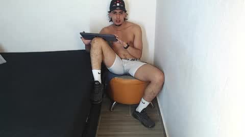 Snapshot of robisson_zack chatting on May 20, 2026, 9:48 am Robisson Zack online show from May 20, 2026, 9:48 am