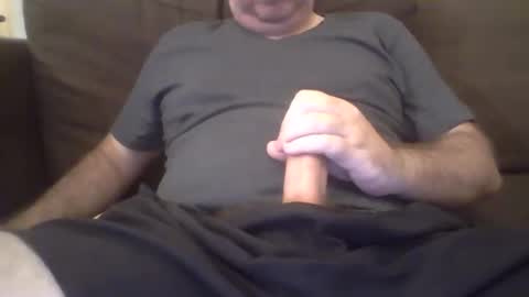 robmutant online show from February 7, 2026, 7:23 am