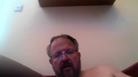 robxx32 online show from May 26, 2026, 2:13 pm