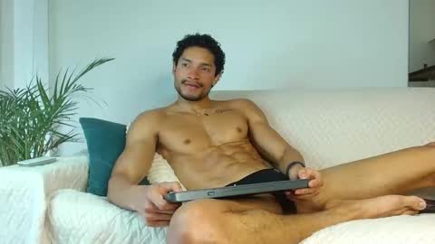 roby_millerr online show from October 5, 2025, 7:34 pm