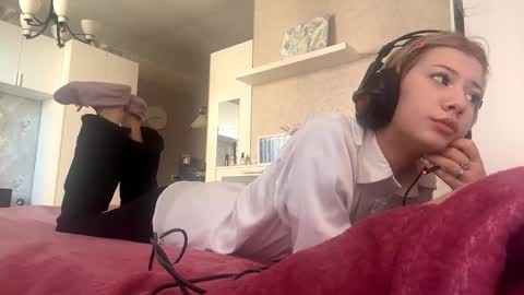 Anny online show from March 2, 2026, 11:39 am