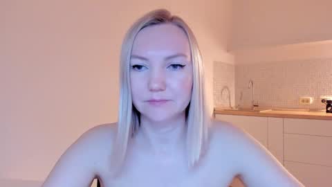 rock__baby online show from March 8, 2025, 5:07 am