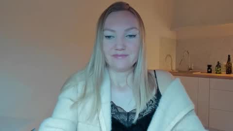 rock__baby online show from March 14, 2026, 10:37 pm