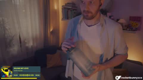 Rocket Bunny online show from April 7, 2026, 5:02 pm