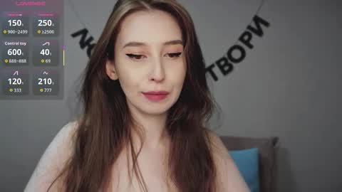 rocketsgirl online show from March 16, 2026, 5:44 am