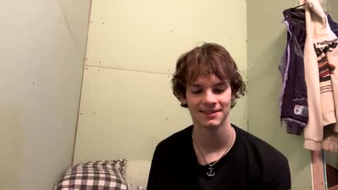 rockeylo99 online show from November 28, 2025, 11:07 pm