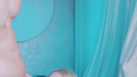 Lina and Den online show from February 10, 2026, 7:01 am