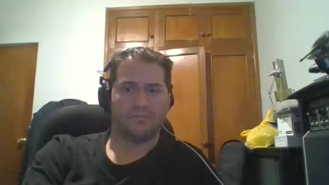 Snapshot of rodfer chatting on December 23, 2025, 8:34 am Rodfer online show from December 23, 2025, 8:34 am