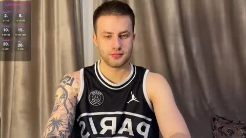 Rodrigo online show from November 7, 2025, 10:43 pm