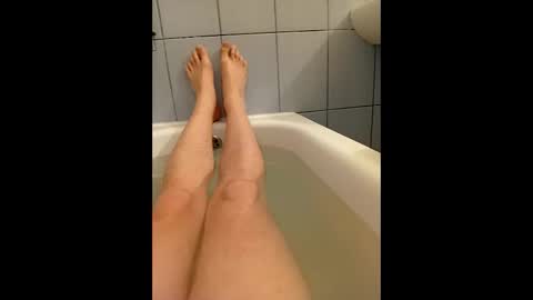 F online show from March 22, 2026, 9:29 pm