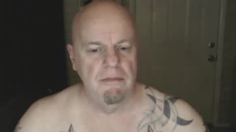 roinaz online show from March 6, 2025, 9:25 am