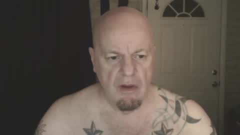 roinaz online show from April 11, 2026, 3:55 am