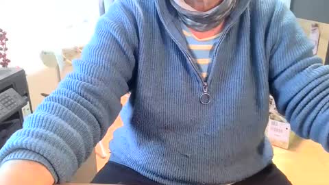 rolandloser1000 online show from January 5, 2025, 1:58 pm