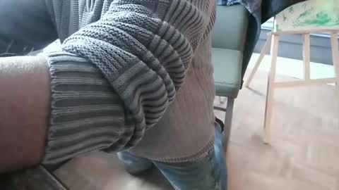 rolandloser1000 online show from February 13, 2026, 10:44 am