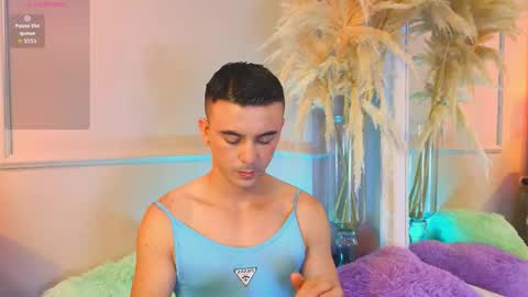   online show from November 11, 2025, 11:54 am