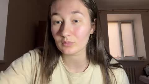 Snapshot of romanakinkelaar chatting on June 1, 2026, 3:47 pm Nicole online show from June 1, 2026, 3:47 pm