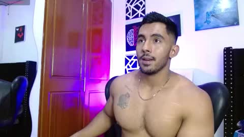 Roman online show from September 24, 2025, 10:35 pm