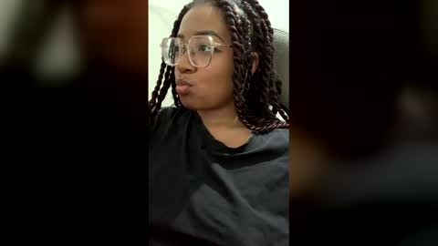 Is A Belle online show from December 15, 2025, 3:11 am