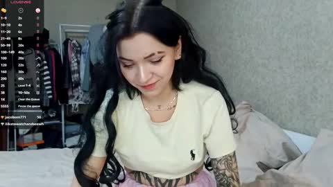 Anica online show from November 10, 2025, 10:58 am