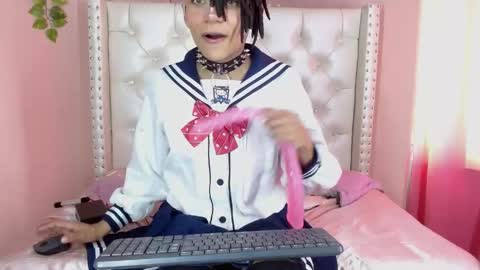 ROMEO online show from May 15, 2026, 9:33 pm