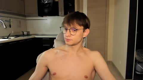 Romeo online show from October 3, 2025, 5:37 am