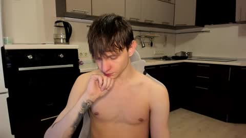 Romeo online show from October 10, 2025, 7:24 pm