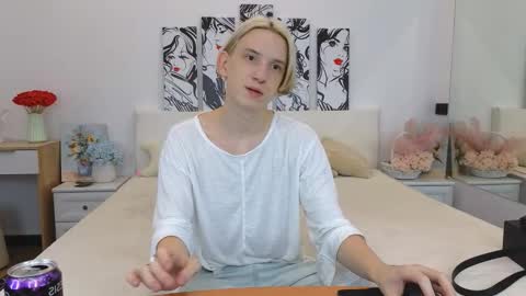 ron vilsx online show from October 24, 2025, 8:33 am