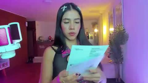 Snapshot of ronieeplay chatting on May 14, 2026, 2:51 am Roni online show from May 14, 2026, 2:51 am