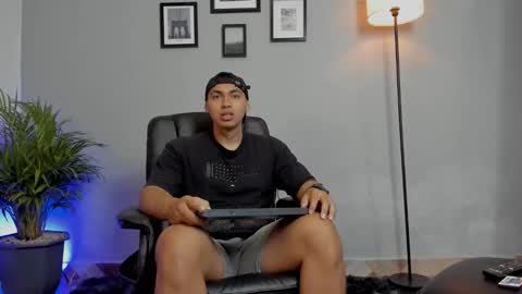 RonnieCanford online show from January 9, 2026, 6:53 pm