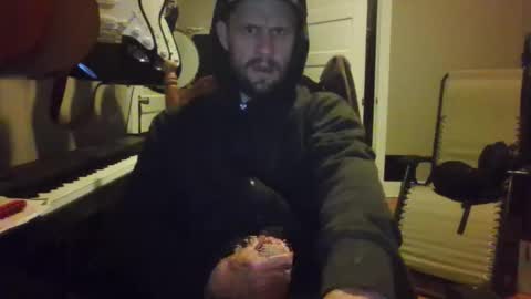 Snapshot of ronniejohnston13 chatting on April 5, 2026, 3:26 am ronniejohnston13 online show from April 5, 2026, 3:26 am