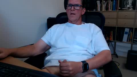 Snapshot of rookiewookie chatting on August 1, 2026, 12:10 am rookiewookie online show from August 1, 2026, 12:10 am