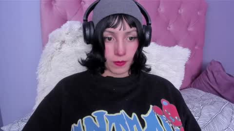 Twelve 3 Inst Twelve 312002 Twitter Room312 2002 online show from December 24, 2024, 4:30 pm