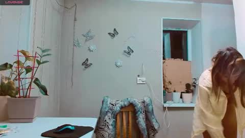 rosa843850 online show from January 16, 2025, 4:39 pm