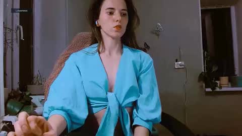 rosa843850 online show from March 26, 2026, 6:24 pm