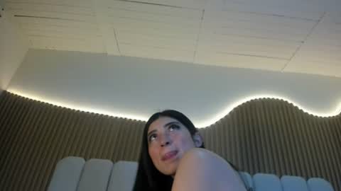 Snapshot of rosa_aura chatting on June 23, 2026, 2:31 am rosa_aura online show from June 23, 2026, 2:31 am