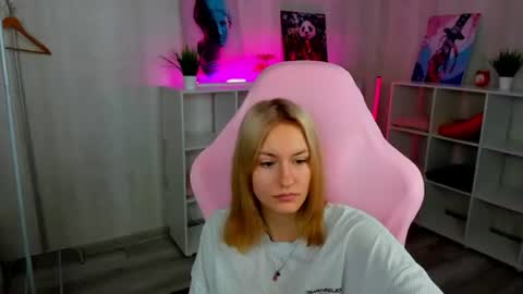 Viola online show from July 15, 2026, 1:00 am