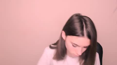 Rose online show from October 21, 2025, 6:36 am