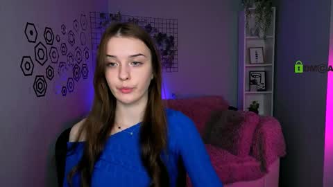 rosalie_liu online show from November 24, 2025, 10:26 am