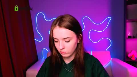 rosalie_liu online show from December 1, 2025, 2:00 pm