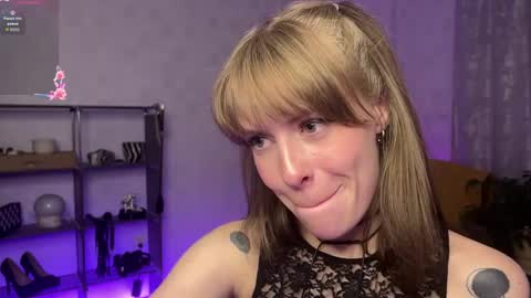 RoosaMoore online show from May 16, 2026, 3:33 pm