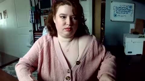 Rose online show from December 16, 2024, 4:49 pm