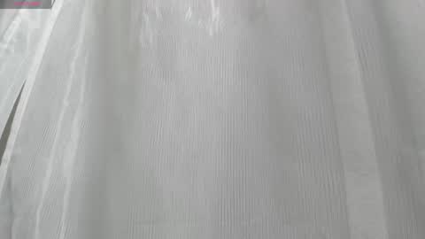 rose__monroe online show from April 19, 2026, 7:27 pm